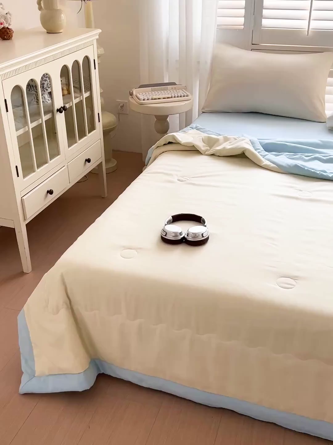 91家纺网 家纺一手货源 找家纺 易展家居 2026新款水洗棉新疆棉花夏被-熊猫 能猫-黄拼蓝