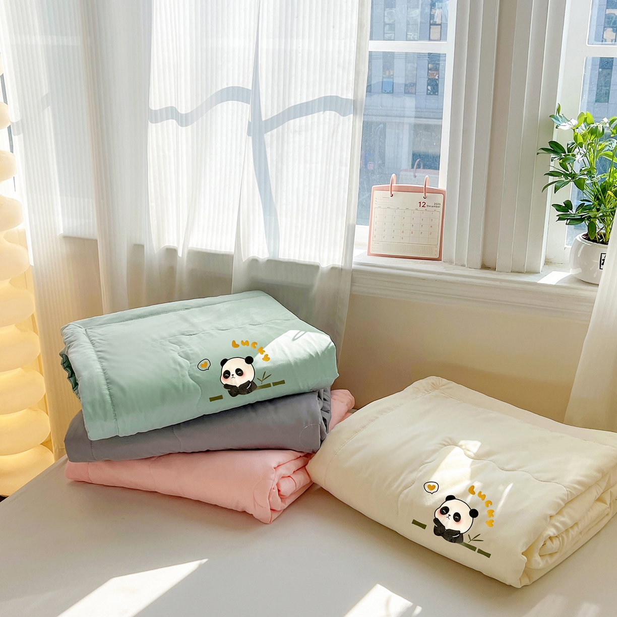 91家纺网 家纺一手货源 找家纺 易展家居 2026新款水洗棉大豆纤维夏被-无染+熊猫 主图