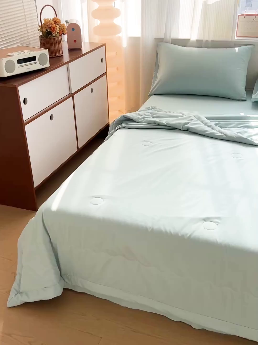 91家纺网 家纺一手货源 找家纺 易展家居 2026新款水洗棉大豆纤维夏被-无染+熊猫 无染-奶昔绿