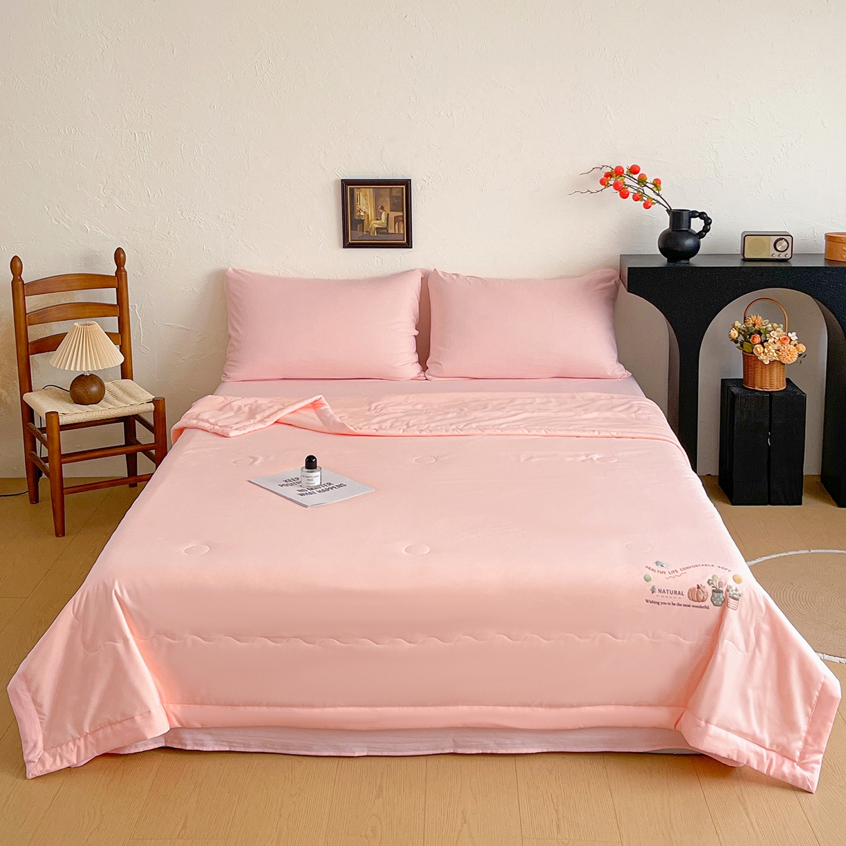 91家纺网 家纺一手货源 找家纺 易展家居 2026新款水洗棉大豆纤维夏被-田园生活 田园生活-粉色