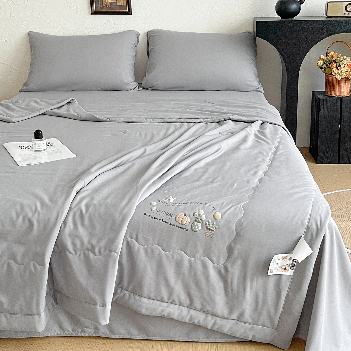 91家纺网 家纺一手货源 找家纺 易展家居 2026新款水洗棉大豆纤维夏被-田园生活 田园生活-灰色