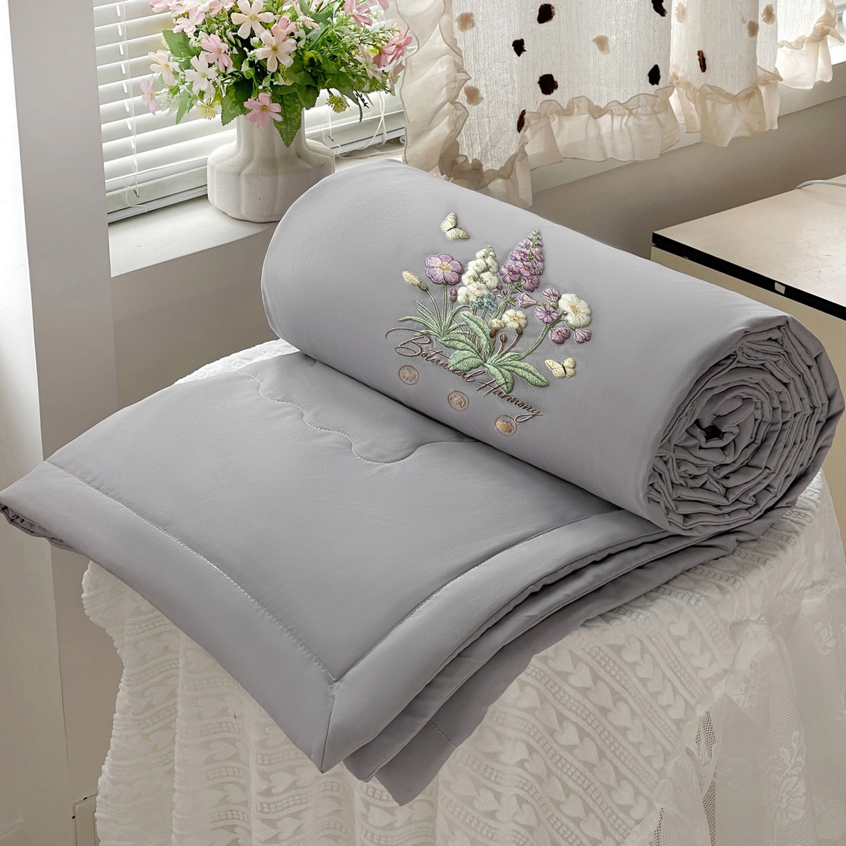 91家纺网 家纺一手货源 找家纺 易展家居 2026新款水洗棉大豆纤维夏被-蝶语花香 蝶语花香-灰色