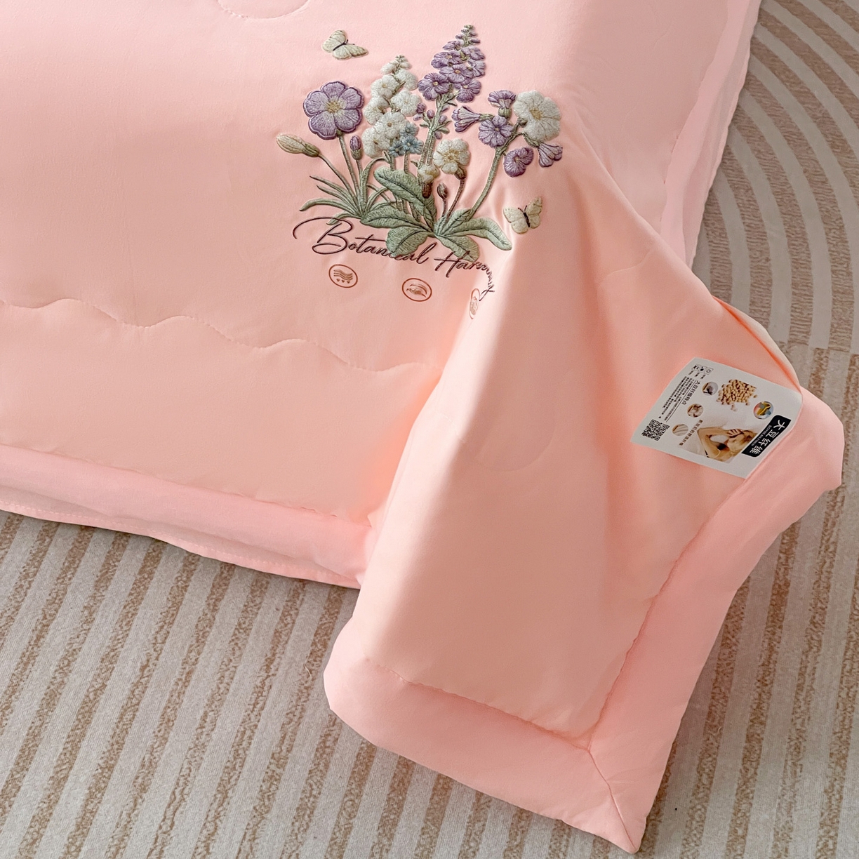 91家纺网 家纺一手货源 找家纺 易展家居 2026新款水洗棉大豆纤维夏被-蝶语花香 蝶语花香-粉色