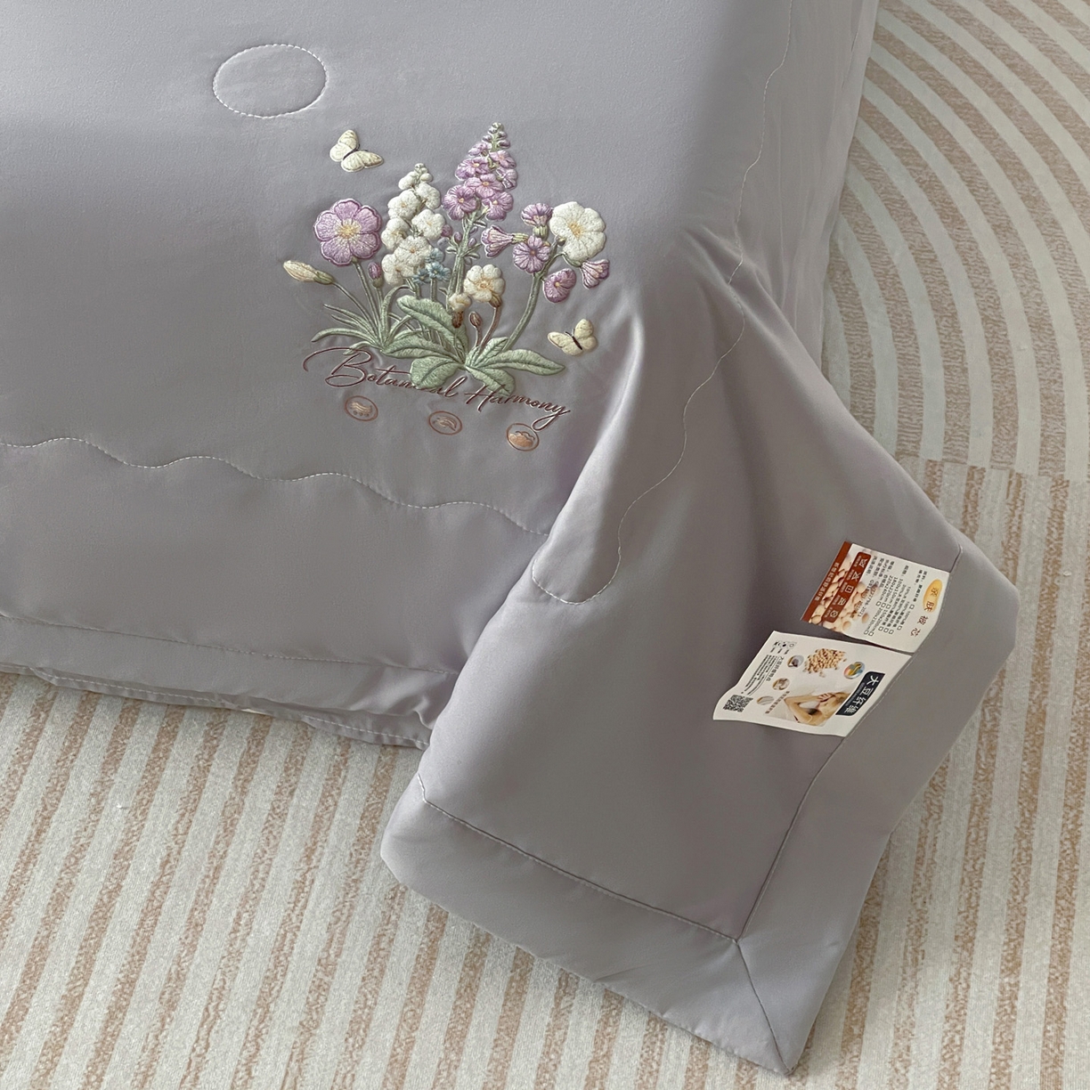 91家纺网 家纺一手货源 找家纺 易展家居 2026新款水洗棉大豆纤维夏被-蝶语花香 蝶语花香-灰色