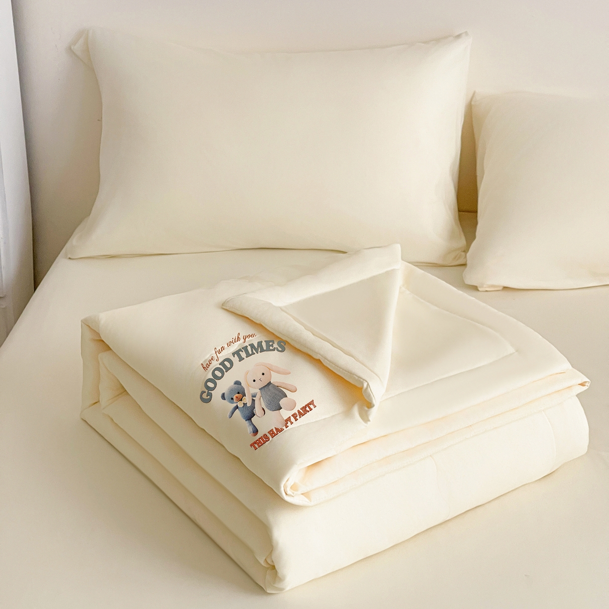 91家纺网 家纺一手货源 找家纺 （总）易展家居 2026新款水洗棉大豆纤维夏被-布偶乐园