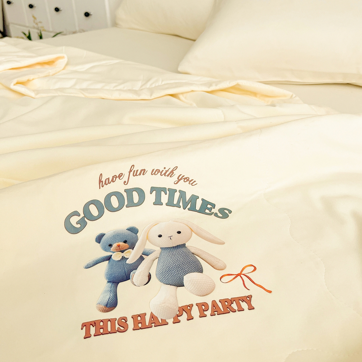 91家纺网 家纺一手货源 找家纺 易展家居 2026新款水洗棉大豆纤维夏被-布偶乐园 布偶乐园-浅黄