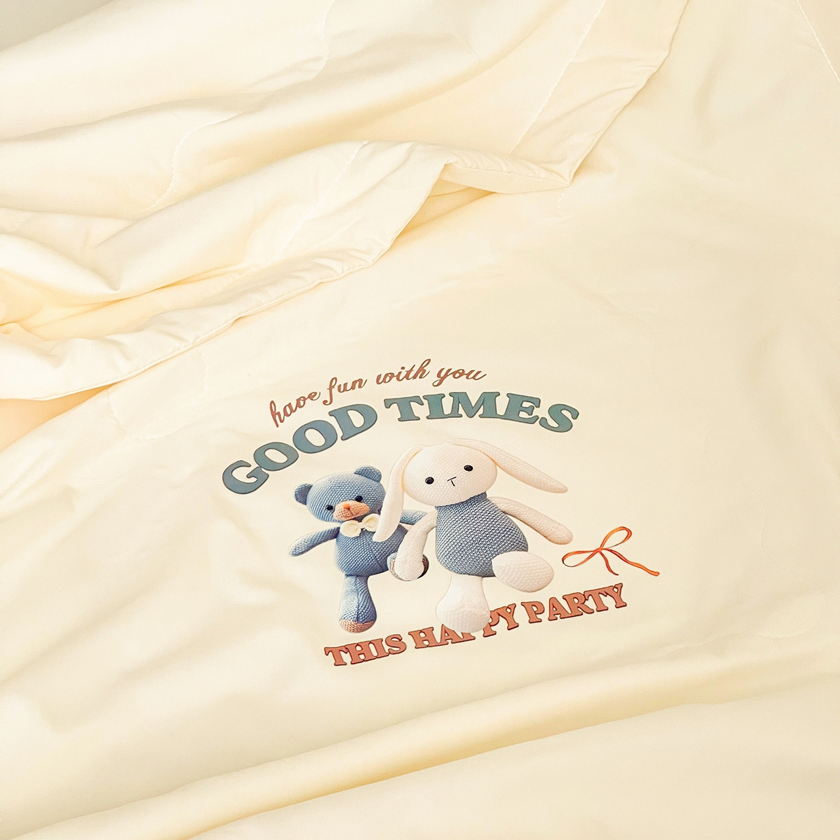 91家纺网 家纺一手货源 找家纺 易展家居 2026新款水洗棉大豆纤维夏被-布偶乐园 布偶乐园-浅黄