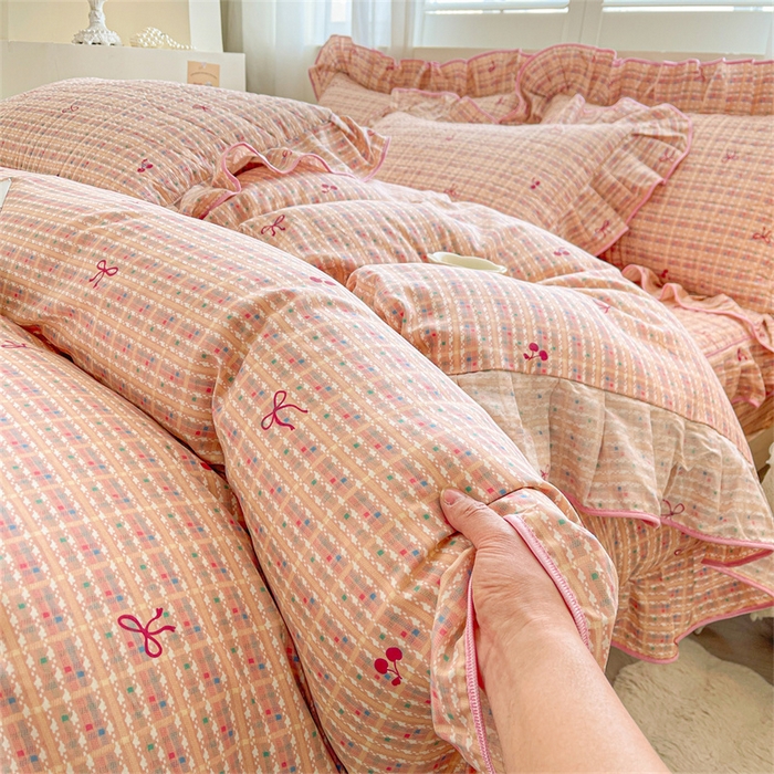 91家纺网 家纺一手货源 找家纺 宜凡家纺 2026新款全棉印花夹棉床笠四件套 樱桃蝴蝶结