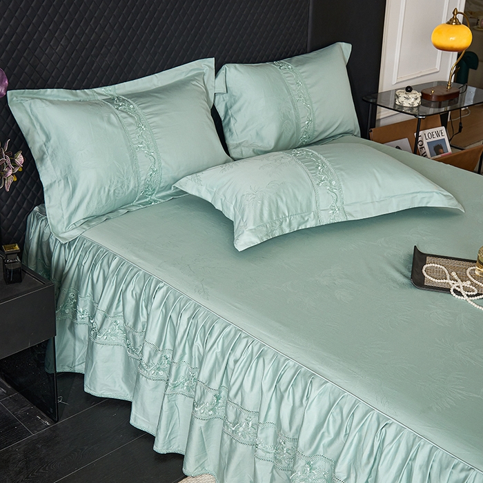 91家纺网 家纺一手货源 找家纺 美达家纺 2026新款全棉纯棉60s提花绣花床裙单床裙床裙单件 居有竹-景泰蓝