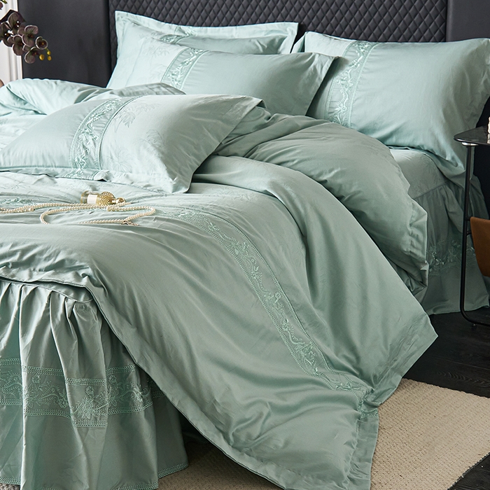 91家纺网 家纺一手货源 找家纺 美达家纺 2026新款全棉纯棉60s提花绣花床裙单床裙床裙单件 居有竹-景泰蓝