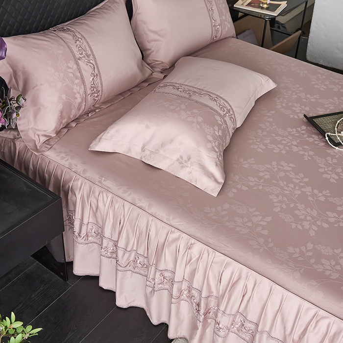 91家纺网 家纺一手货源 找家纺 美达家纺 2026新款全棉纯棉60s提花绣花床裙单床裙床裙单件 花晓-露娜粉