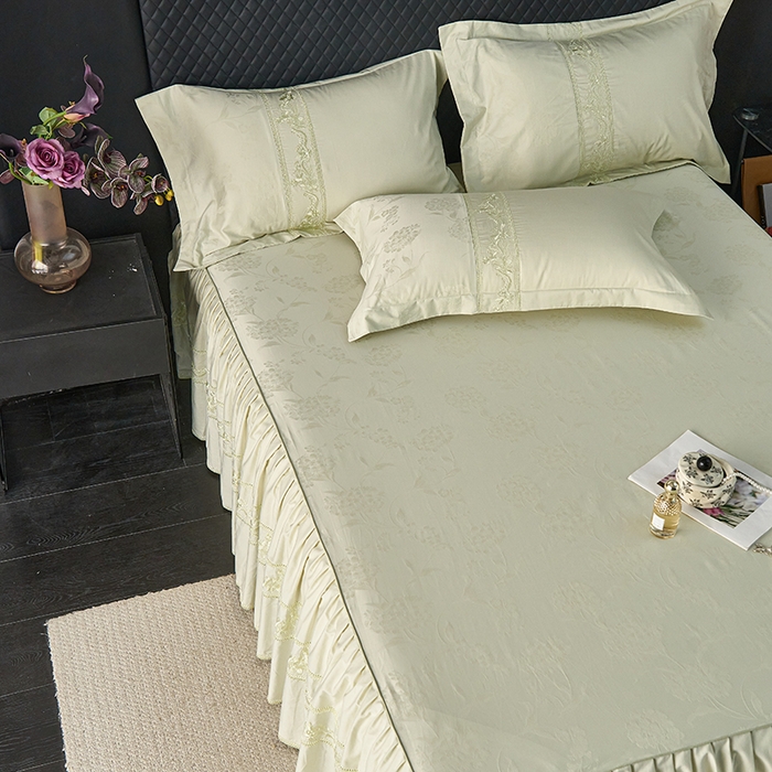 91家纺网 家纺一手货源 找家纺 美达家纺 2026新款全棉纯棉60s提花绣花床裙单床裙床裙单件 醉绮梦-闲逸之雪