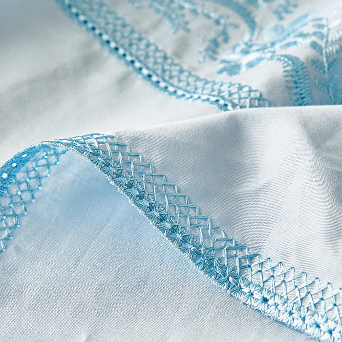 91家纺网 家纺一手货源 找家纺 美达家纺 2026新款全棉纯棉60s提花绣花床裙单床裙床裙单件 枝锦翠曼-空境蓝