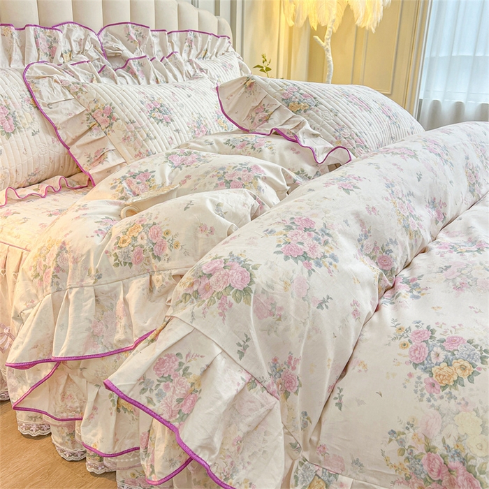 91家纺网 家纺一手货源 找家纺 宜凡家纺 2026新款全棉公主风夹棉床裙三件套 镜花映月