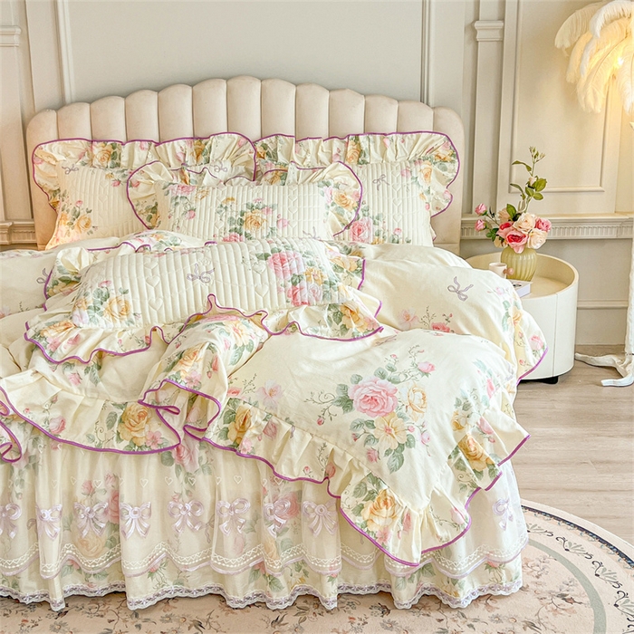 91家纺网 家纺一手货源 找家纺 宜凡家纺 2026新款全棉公主风夹棉床裙四件套 沐颜月朵