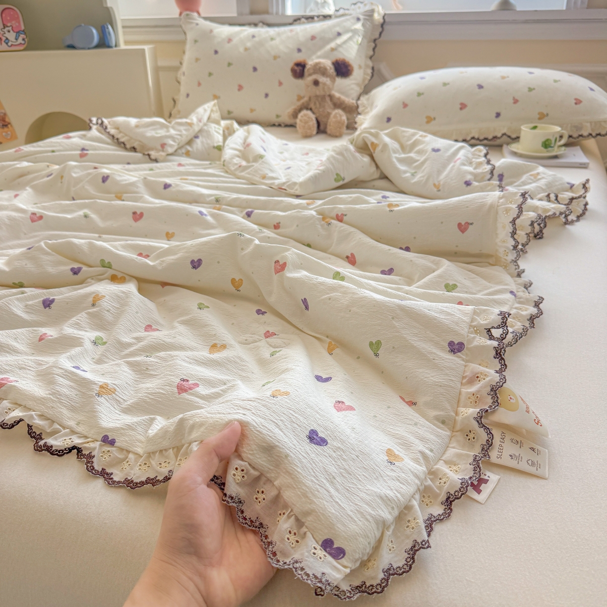 91家纺网 家纺一手货源 找家纺 鑫贝阳 2026新款韩版花边邹邹绵夏被 马卡龙爱心