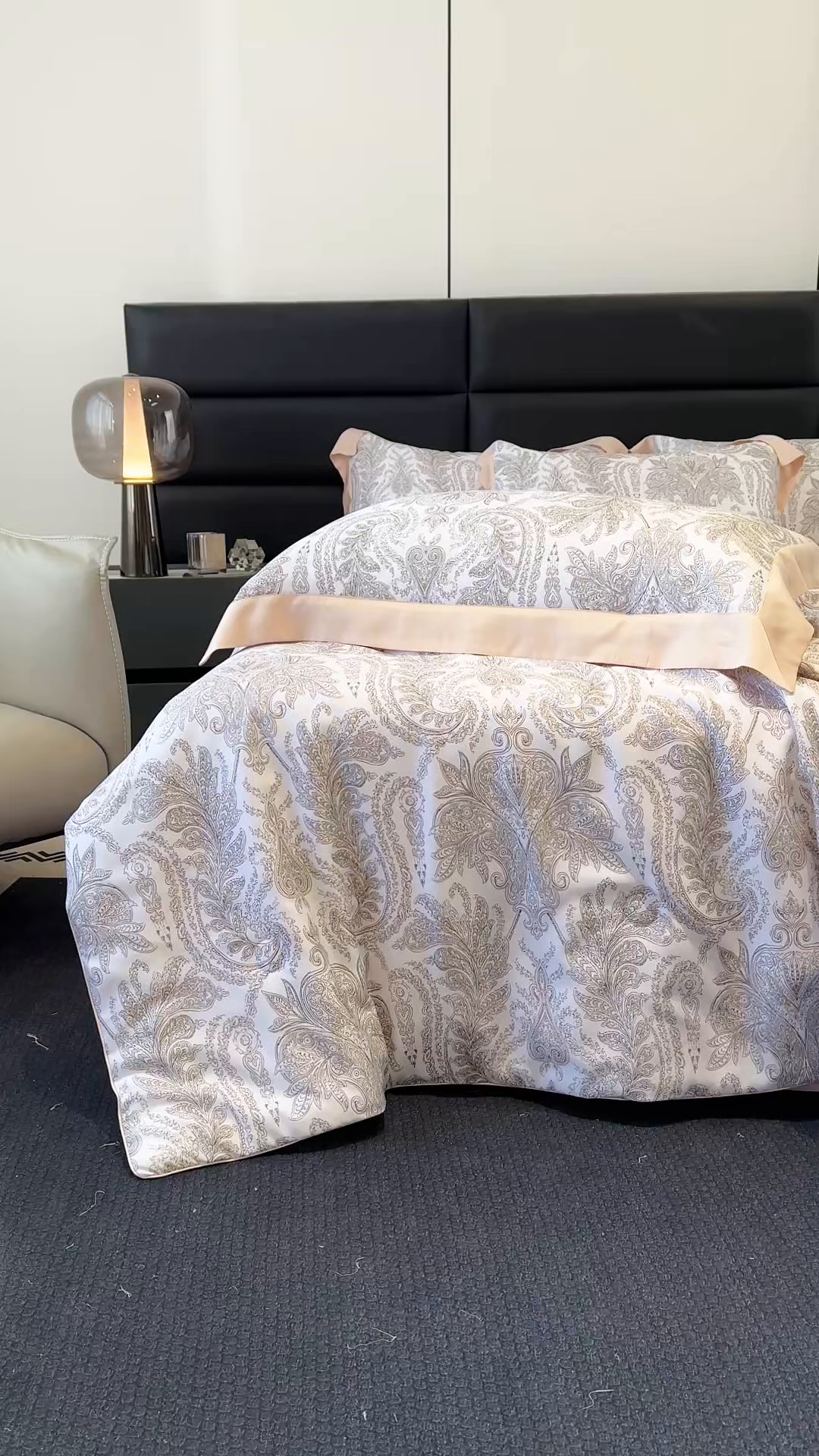 91家纺网 家纺一手货源 找家纺 梵克保罗 2026新款简约莱赛尔夏被夏凉被空调被四件套 风止弦