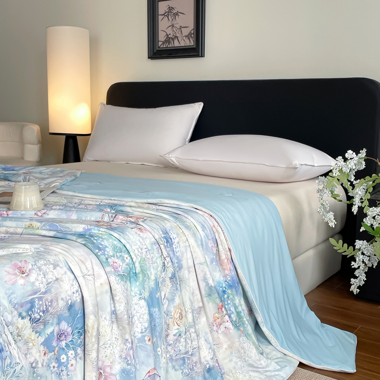 91家纺网 家纺一手货源 找家纺 鑫贝阳 2026新款锦氨凉感丝夏被 花园兔-蓝