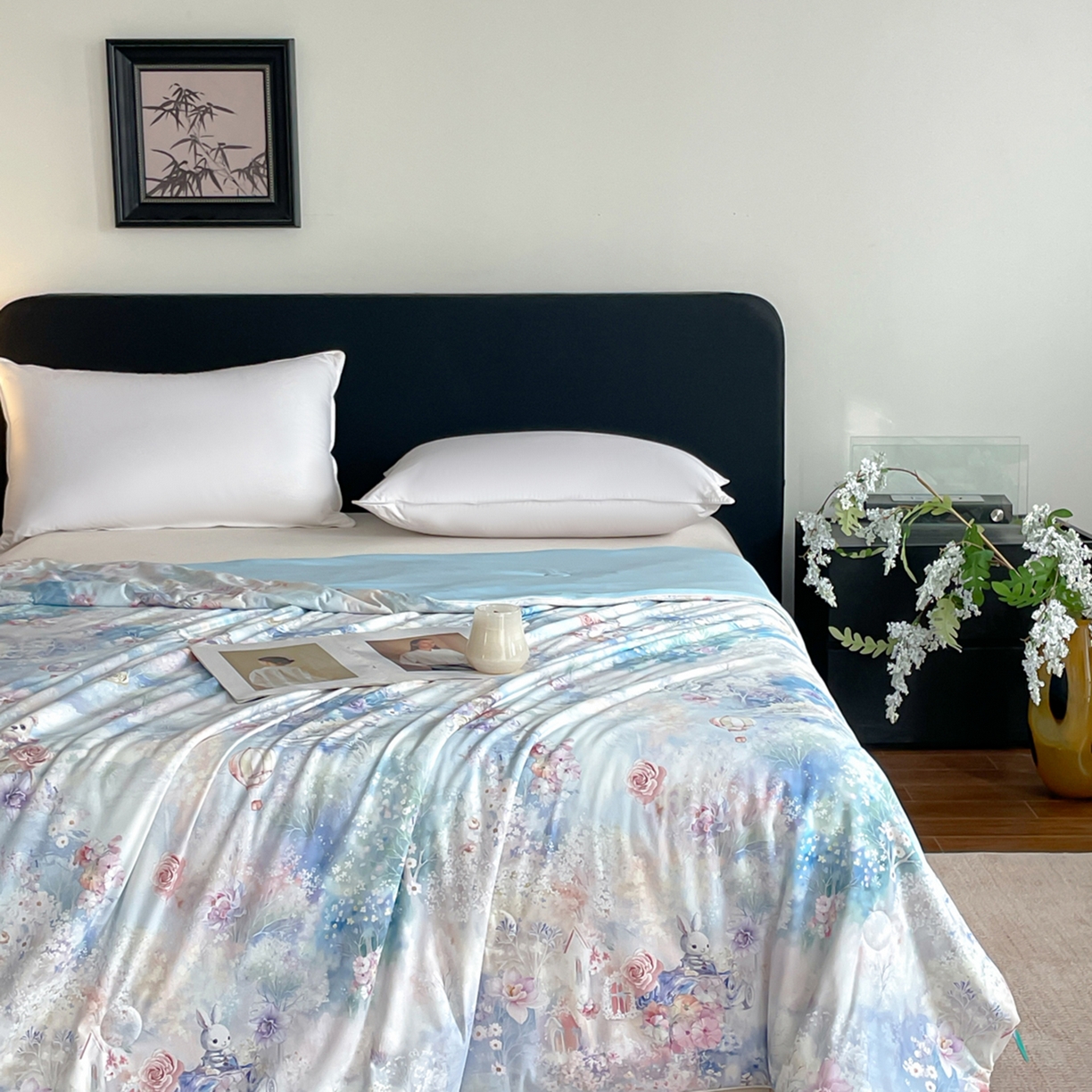 91家纺网 家纺一手货源 找家纺 鑫贝阳 2026新款锦氨凉感丝夏被 花园兔-蓝