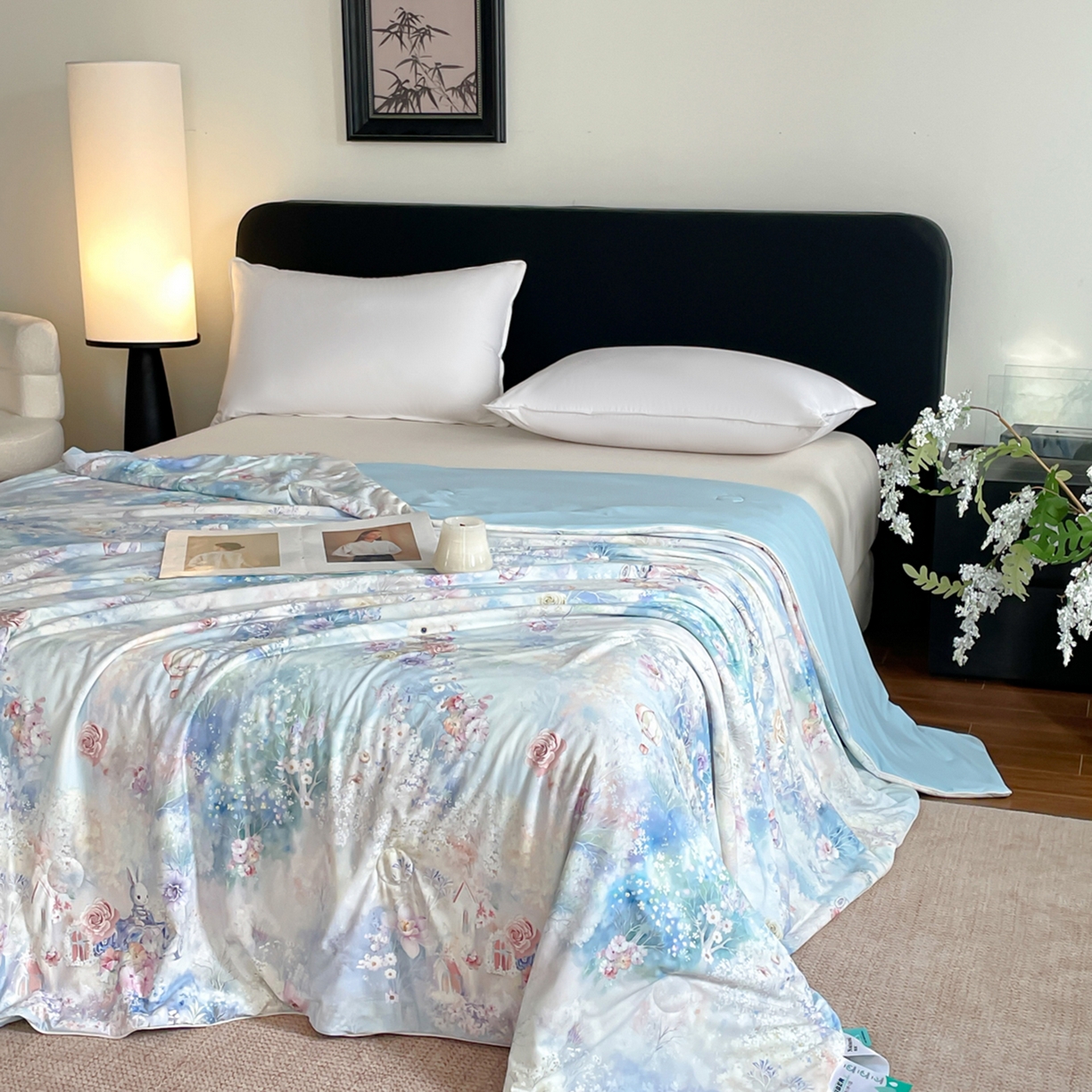 91家纺网 家纺一手货源 找家纺 鑫贝阳 2026新款锦氨凉感丝夏被 花园兔-蓝