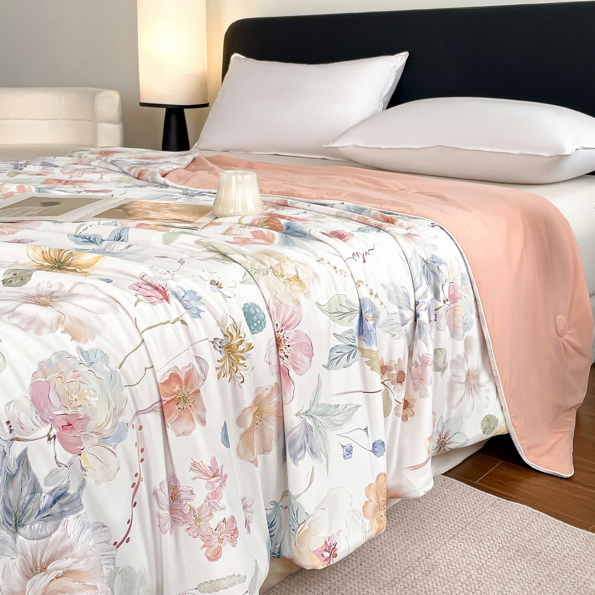 91家纺网 家纺一手货源 找家纺 鑫贝阳 2026新款锦氨凉感丝夏被 玫瑰庄园白