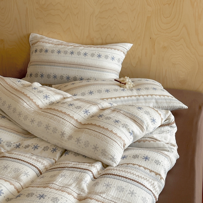 91家纺网 家纺一手货源 找家纺 玛奇朵 2026新款全棉A类双层纱皱皱纱四件套-费尔岛系列 会员-10/基础控价 298/338/358 费尔岛-咖