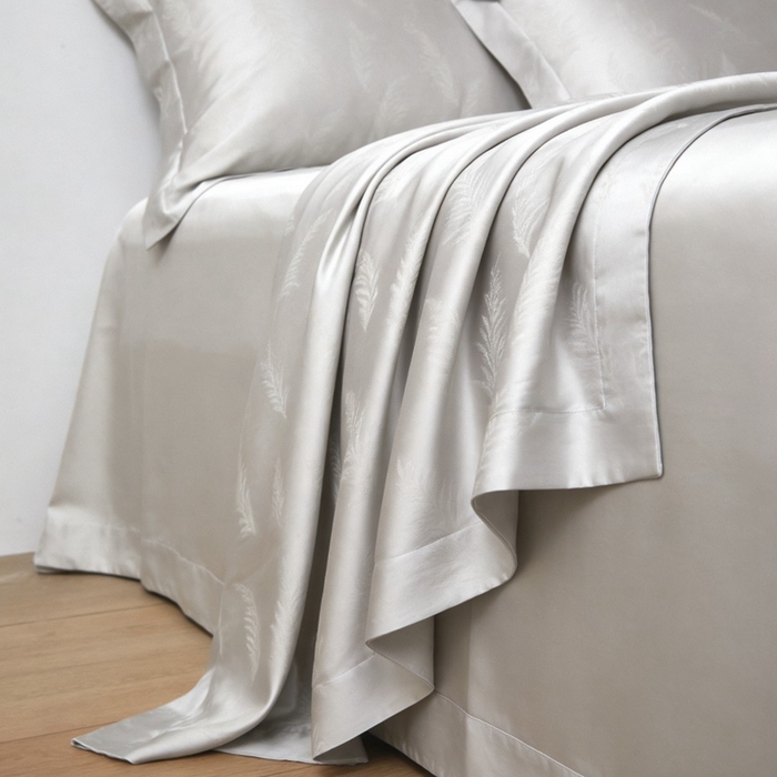 91家纺网 家纺一手货源 找家纺 栩裕纺织 2026新款天丝棉提花四件套 花畔 轻罗灰