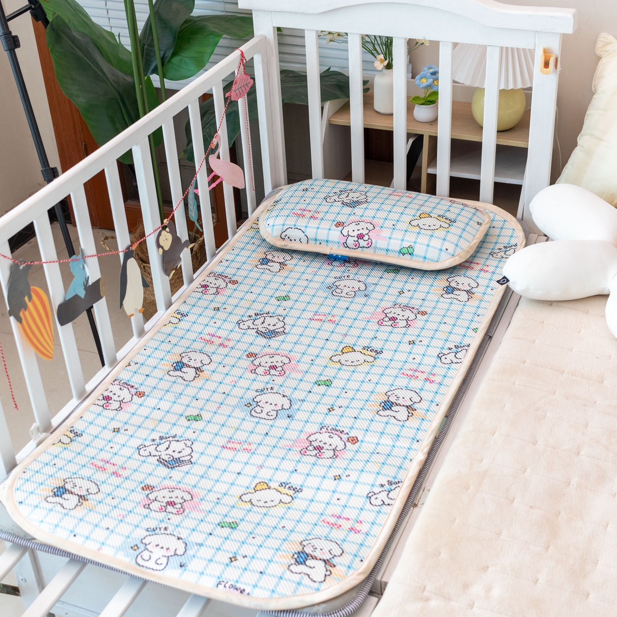 欣宜家纺 2026春夏新款窄边儿童凉席 波点狗