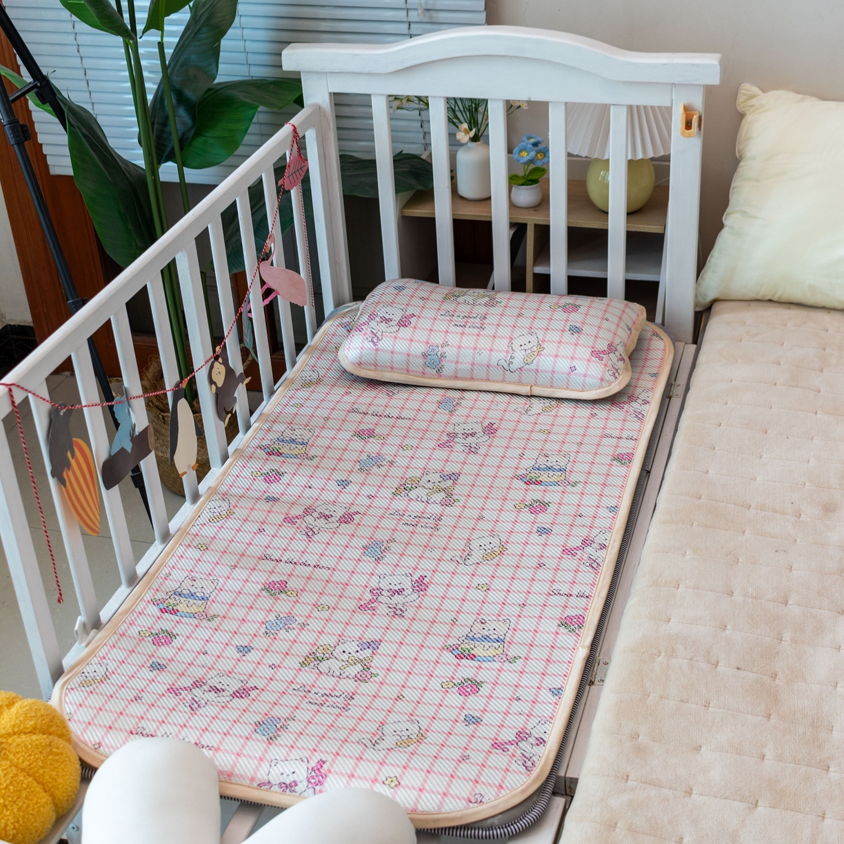 欣宜家纺 2026春夏新款窄边儿童凉席 丝带猫咪