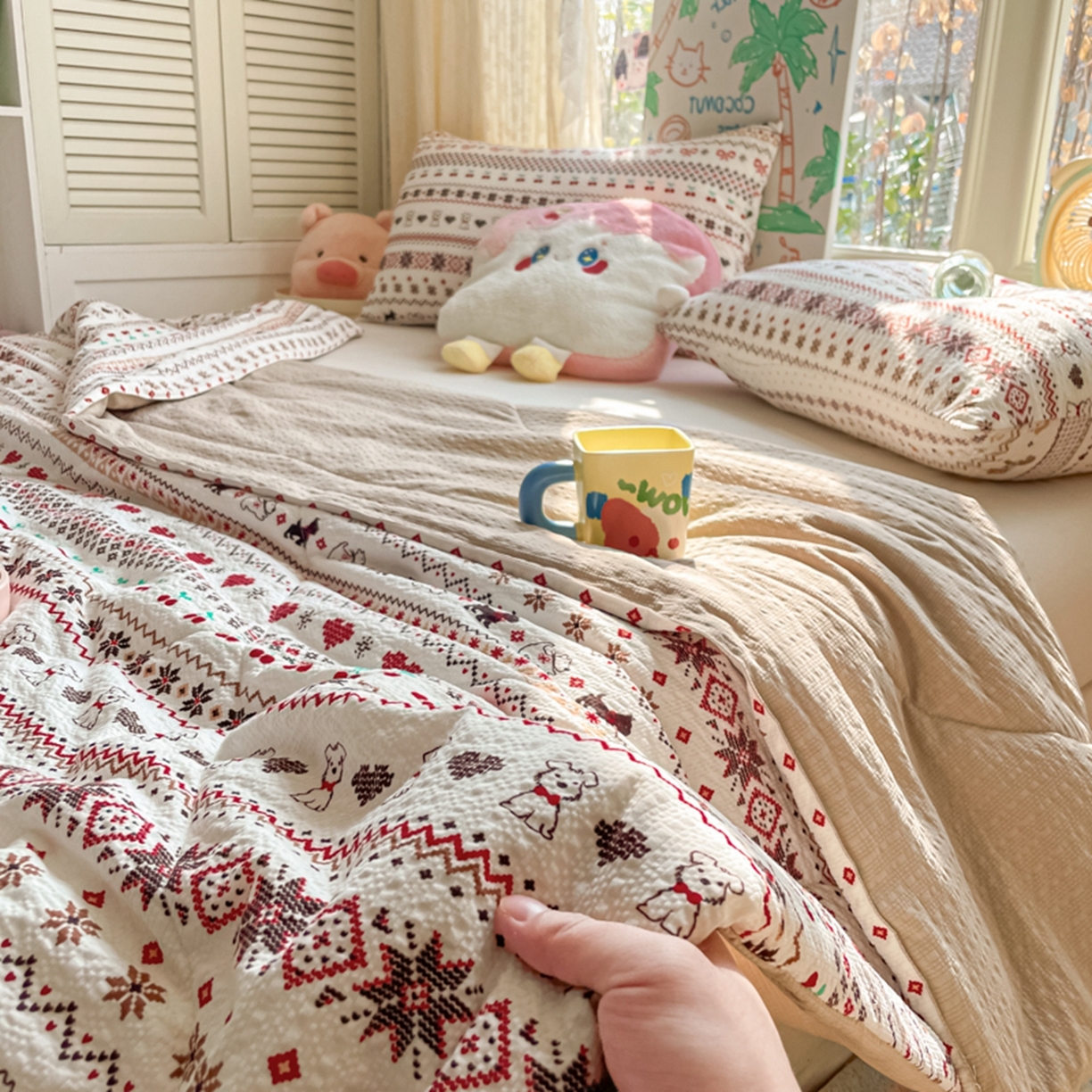 91家纺网 家纺一手货源 找家纺 云玲时尚 2026新款A类大豆纤维费尔岛系列夏被夏凉被空调被 红棕萌狗