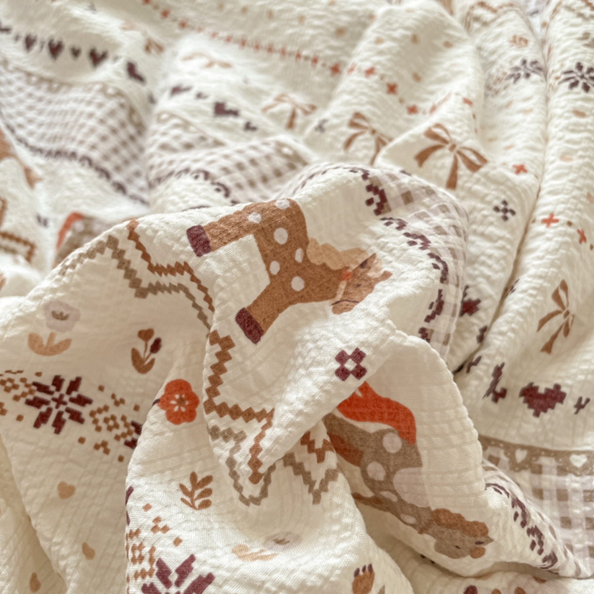 91家纺网 家纺一手货源 找家纺 云玲时尚 2026新款A类大豆纤维费尔岛系列夏被夏凉被空调被 费尔岛小马