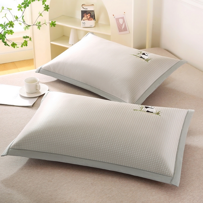 91家纺网 家纺一手货源 找家纺 （总）小牛席业 2026新款华夫格爱家熊猫夏凉枕套凉枕套冰丝枕套藤枕套冰藤枕套冰丝枕套竹枕套凉席枕套豆豆枕套