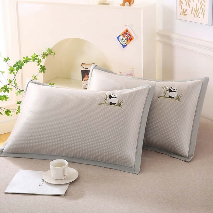 91家纺网 家纺一手货源 找家纺 （总）小牛席业 2026新款华夫格爱家熊猫夏凉枕套凉枕套冰丝枕套藤枕套冰藤枕套冰丝枕套竹枕套凉席枕套豆豆枕套