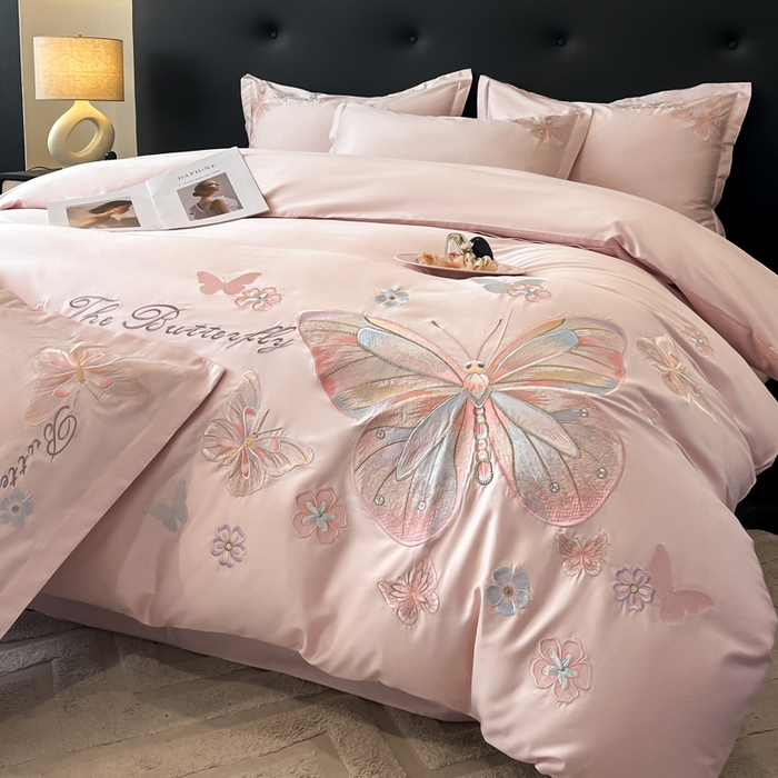 91家纺网 家纺一手货源 找家纺 （总）绘萱家居 2026直播爆款纯棉100%全棉纯棉绣花四件套圆角吊边床单款纯色百分百,七彩福蝶-粉,七彩福蝶-蓝,七彩福蝶-奶白粉,七彩福蝶-紫,艾丽雅-粉,艾丽雅-蓝,艾丽雅-奶白粉,艾丽雅-紫,蝶舞牡丹-粉,蝶舞牡丹-蓝,蝶舞牡丹-奶白粉,蝶舞牡丹-紫