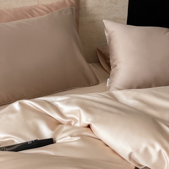 91家纺网 家纺一手货源 找家纺 禾时 2026新款兰精天丝棉纯色双拼四件套 露褐