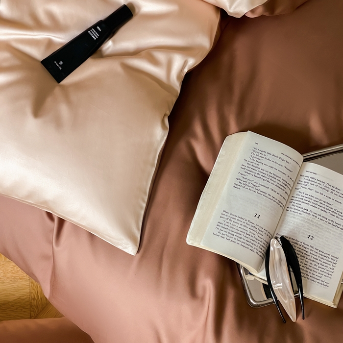 91家纺网 家纺一手货源 找家纺 禾时 2026新款兰精天丝棉纯色双拼四件套 古铜