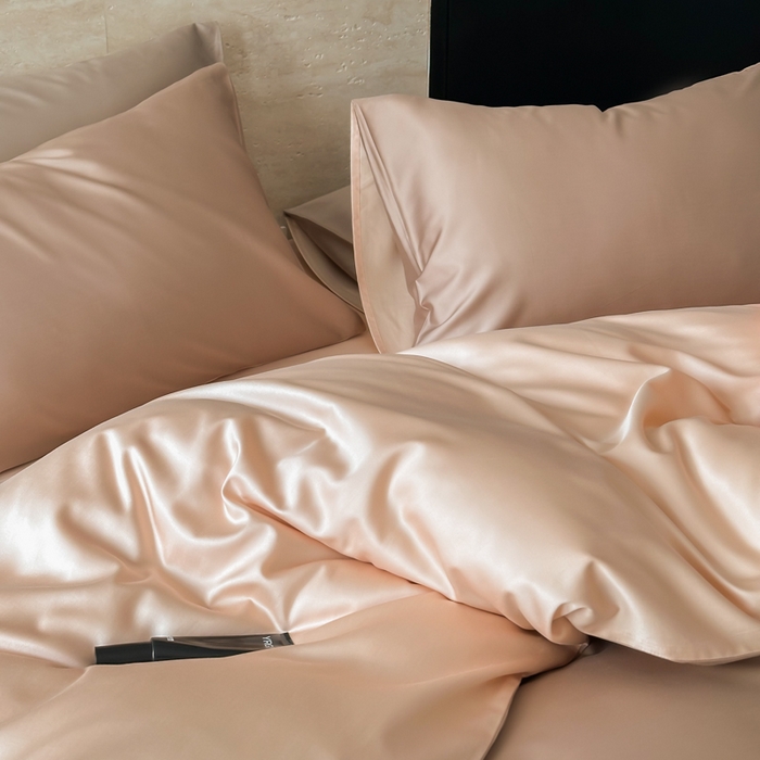 91家纺网 家纺一手货源 找家纺 禾时 2026新款兰精天丝棉纯色双拼四件套 茶棕