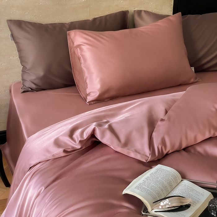 91家纺网 家纺一手货源 找家纺 禾时 2026新款兰精天丝棉纯色双拼四件套 覆盆子