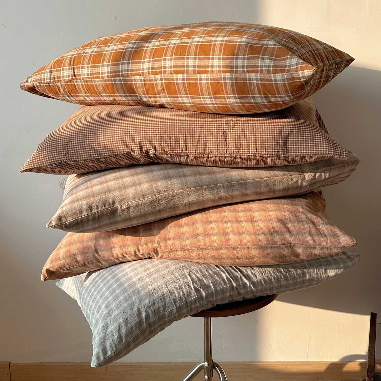 91家纺网 家纺一手货源 找家纺 六巷胡同 2026新款A类全棉纯棉水洗棉色织格子单品枕套 枕套单件 组合图仅供展示不可下单