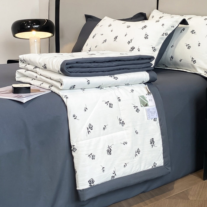 91家纺网 家纺一手货源 找家纺 帕拉美拉 2026新款A类棉麻夏被四件套 铃兰-灰