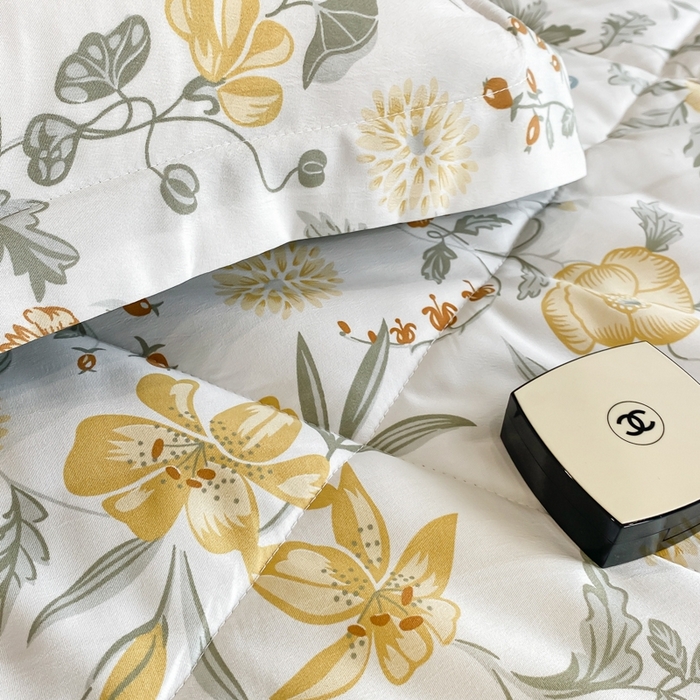 91家纺网 家纺一手货源 找家纺 帕拉美拉 2026新款A类棉麻夏被四件套 陌上花开