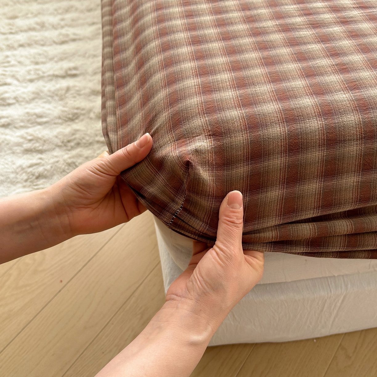 91家纺网 家纺一手货源 找家纺 六巷胡同 2026新款A类全棉纯棉水洗棉色织格子单品床笠 床笠单件 巷往-红格