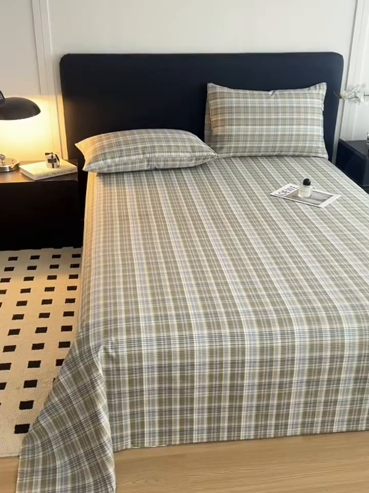 91家纺网 家纺一手货源 找家纺 简宜家居（朝初家纺） 2026新款40支13070全棉简约格子系列A版床单 抹茶格