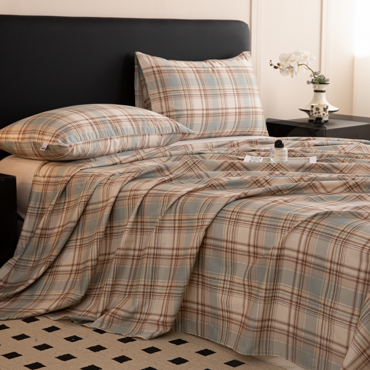 91家纺网 家纺一手货源 找家纺 简宜家居（朝初家纺） 2026新款40支13070全棉简约格子系列A版床单 英伦-蓝咖