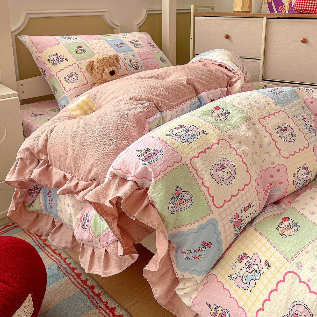 91家纺网 家纺一手货源 找家纺 （总）纽缦家纺 2026新款云感提花双层纱学生床韩版床单床笠三四件套