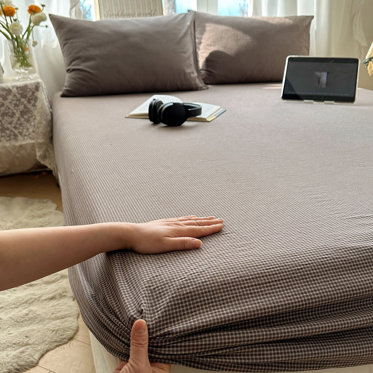 91家纺网 家纺一手货源 找家纺 六巷胡同 2026新款A类全棉纯棉水洗棉色织格子单品床笠 床笠单件 觅影-棕格