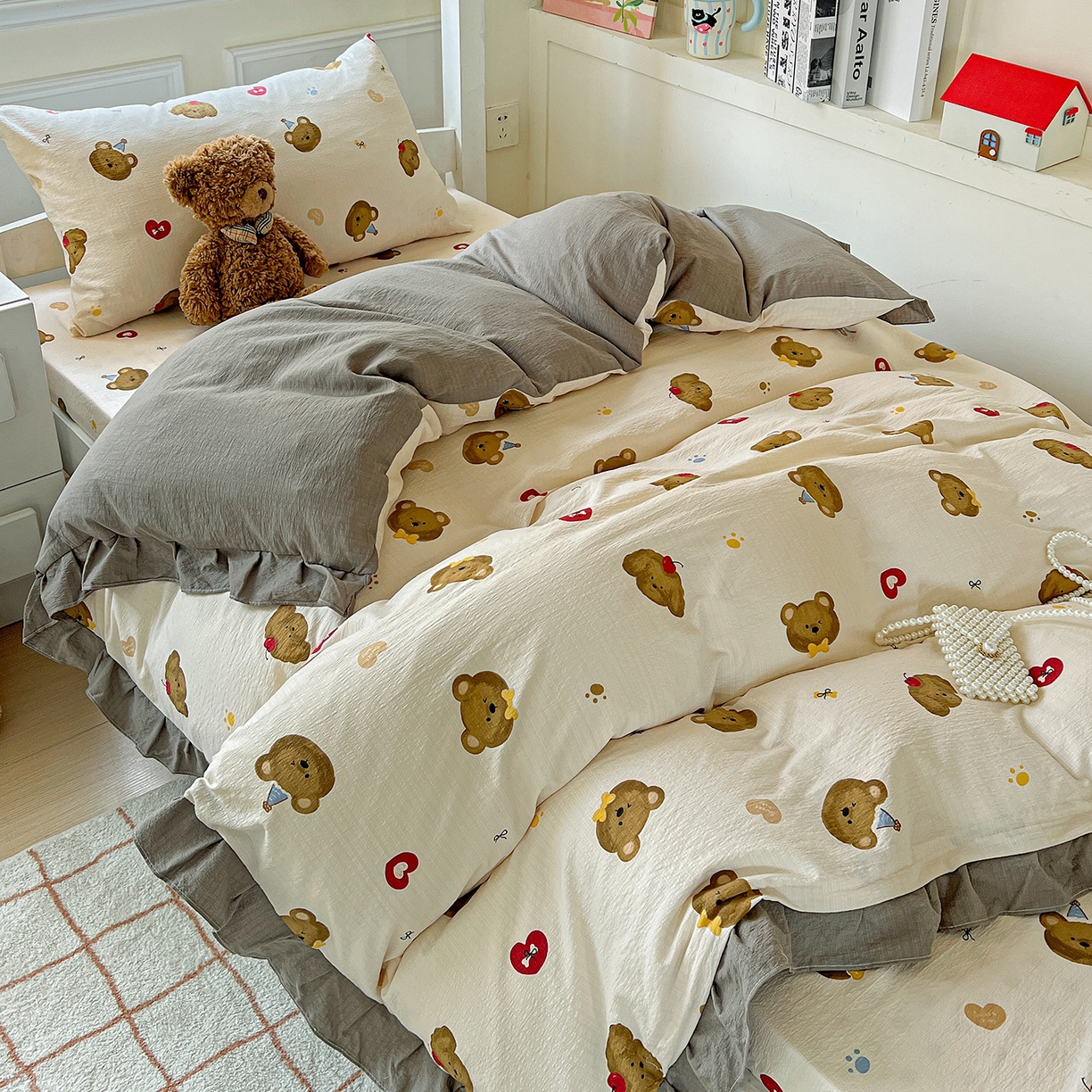 91家纺网 家纺一手货源 找家纺 （总）纽缦家纺 2026新款云感提花双层纱学生床韩版床单床笠三四件套