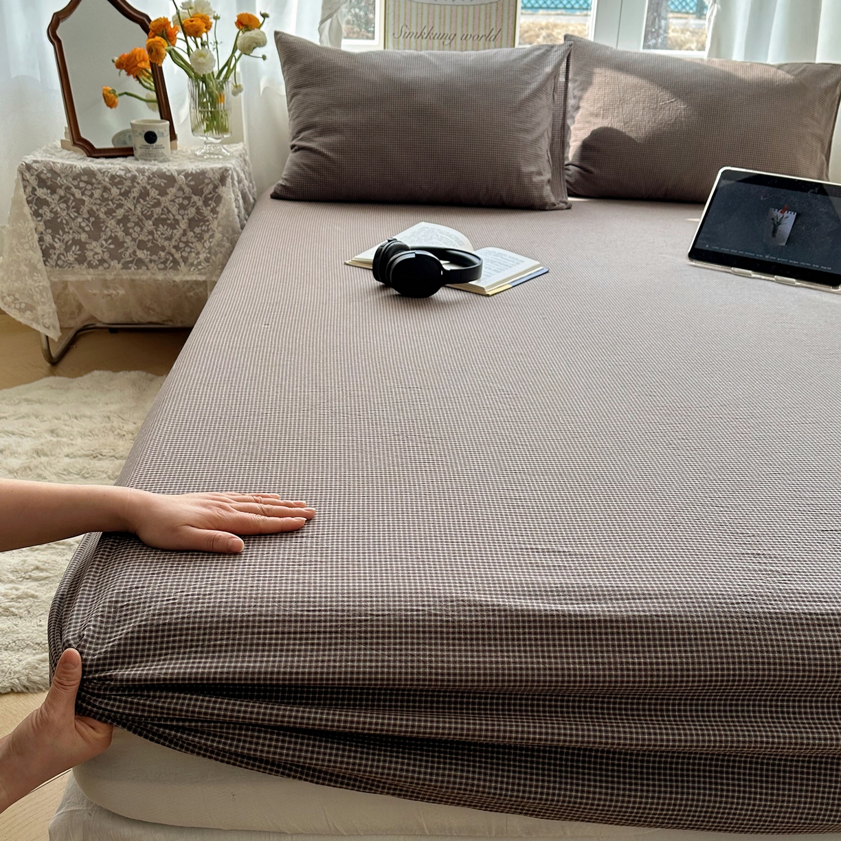91家纺网 家纺一手货源 找家纺 六巷胡同 2026新款A类全棉纯棉水洗棉色织格子单品床笠 床笠单件 觅影-棕格