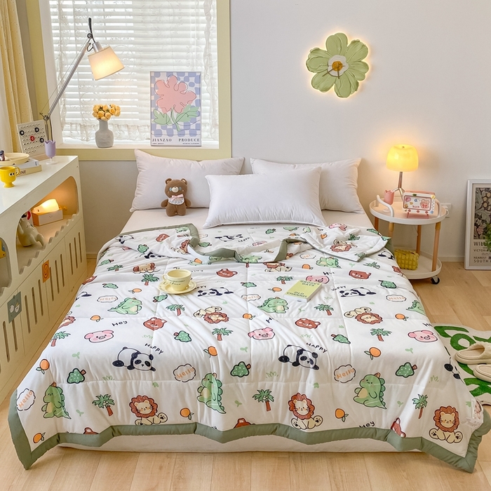 91家纺网 家纺一手货源 找家纺 帕拉美拉 2026新款A类印花冰凉丝凉感丝手包大宽边夏被 动物乐园