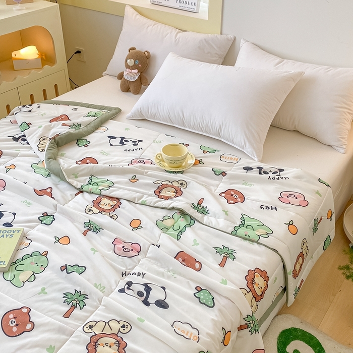 91家纺网 家纺一手货源 找家纺 帕拉美拉 2026新款A类印花冰凉丝凉感丝手包大宽边夏被 动物乐园